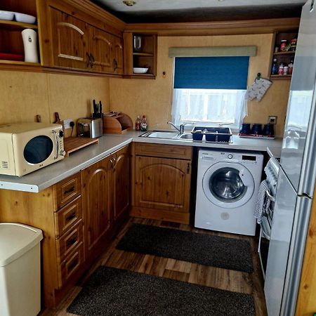 Spacious Luxury Escape With Sea Views And Pet Friendly At Clarach Bay Aberystwyth Esterno foto