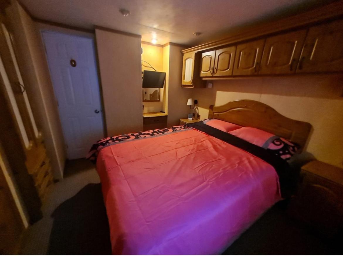 Spacious Luxury Escape With Sea Views And Pet Friendly At Clarach Bay Aberystwyth Esterno foto