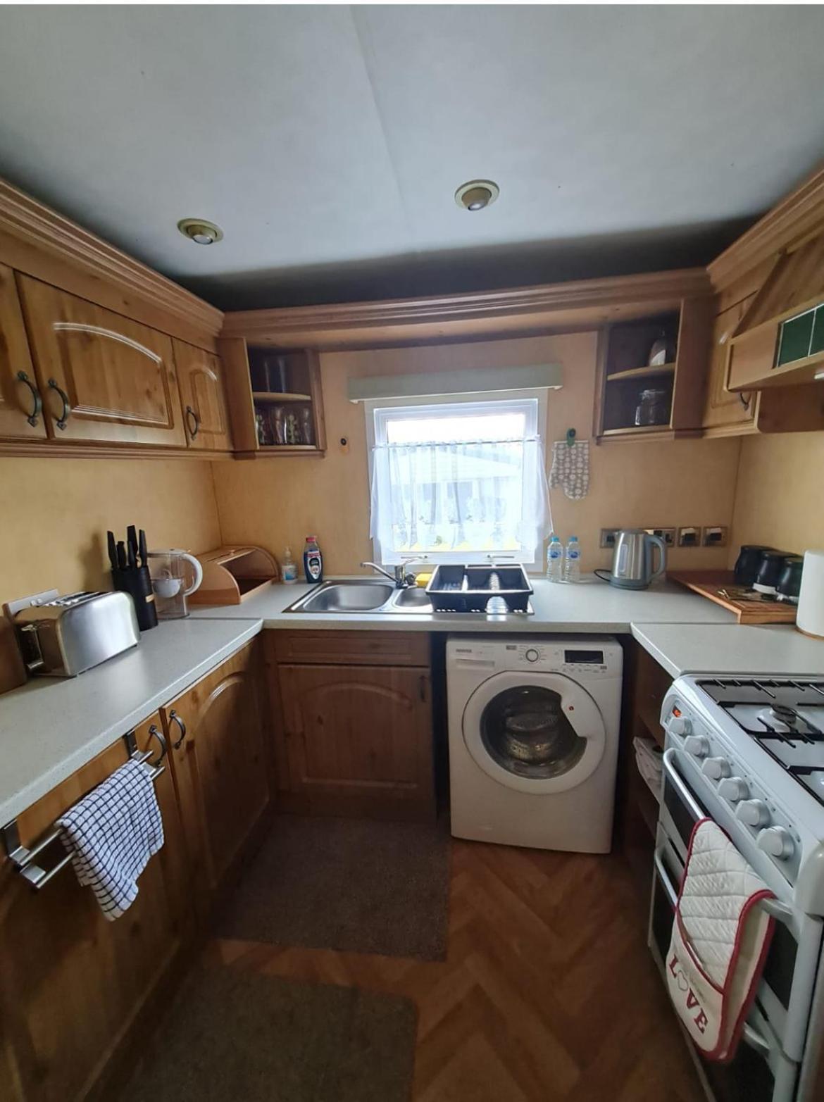 Spacious Luxury Escape With Sea Views And Pet Friendly At Clarach Bay Aberystwyth Esterno foto