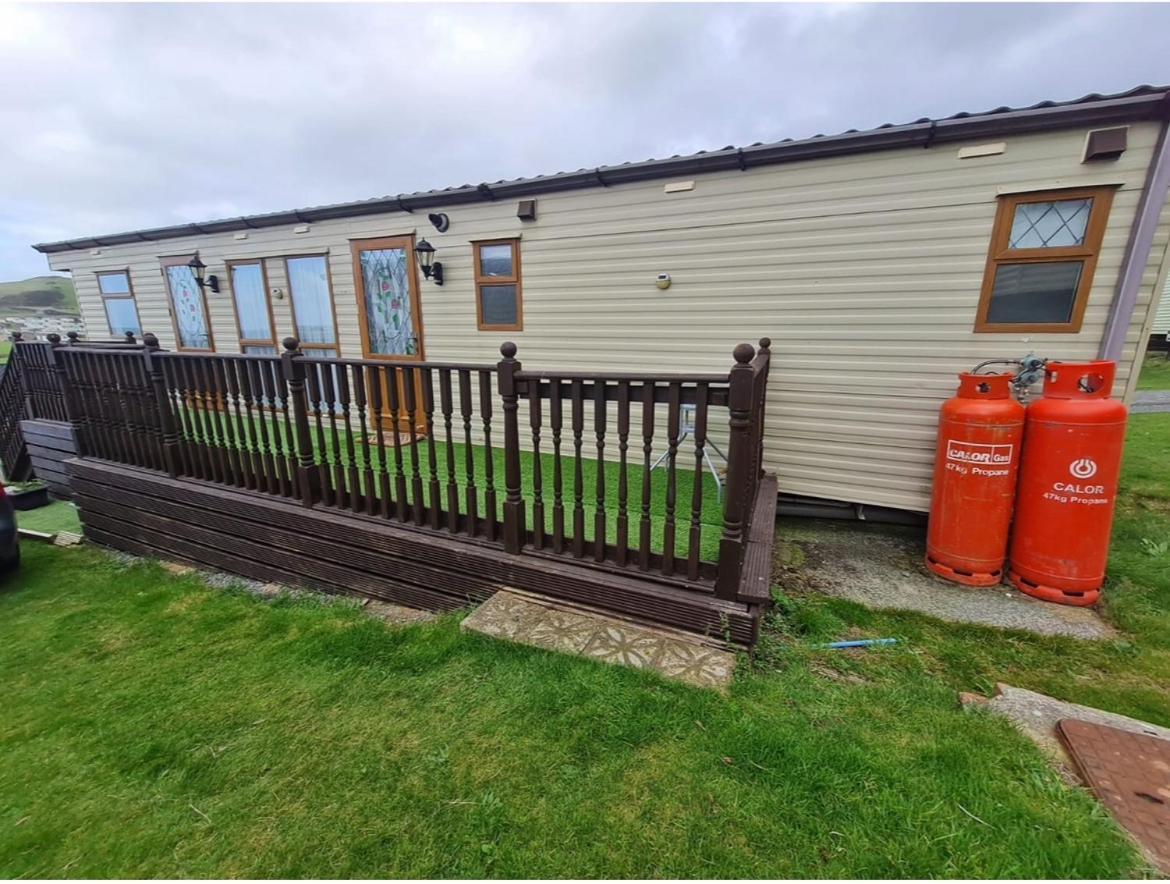 Spacious Luxury Escape With Sea Views And Pet Friendly At Clarach Bay Aberystwyth Esterno foto