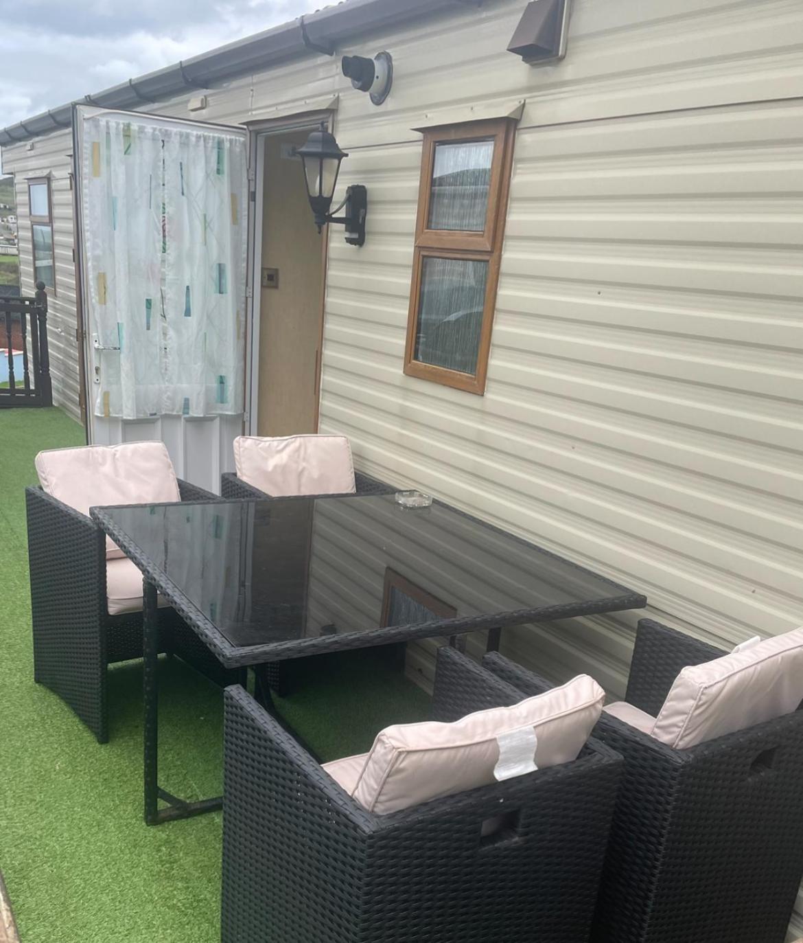 Spacious Luxury Escape With Sea Views And Pet Friendly At Clarach Bay Aberystwyth Esterno foto
