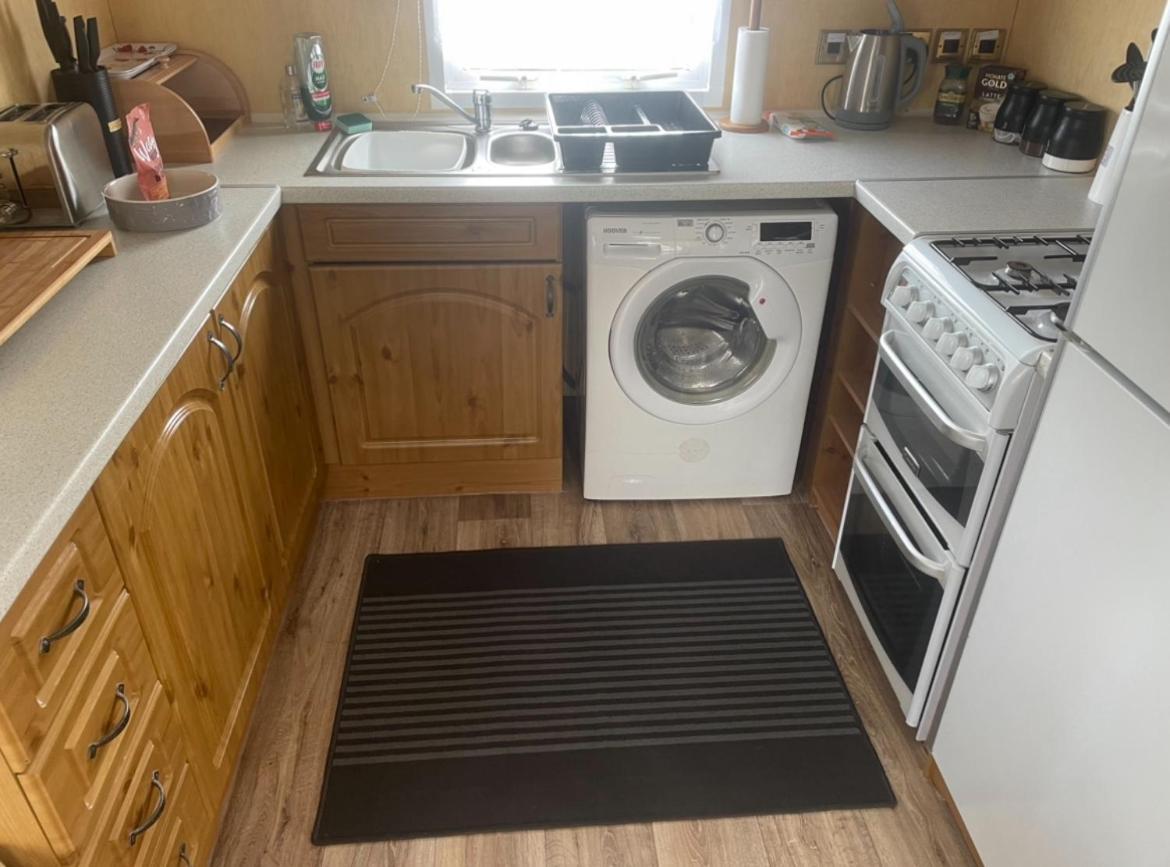 Spacious Luxury Escape With Sea Views And Pet Friendly At Clarach Bay Aberystwyth Esterno foto