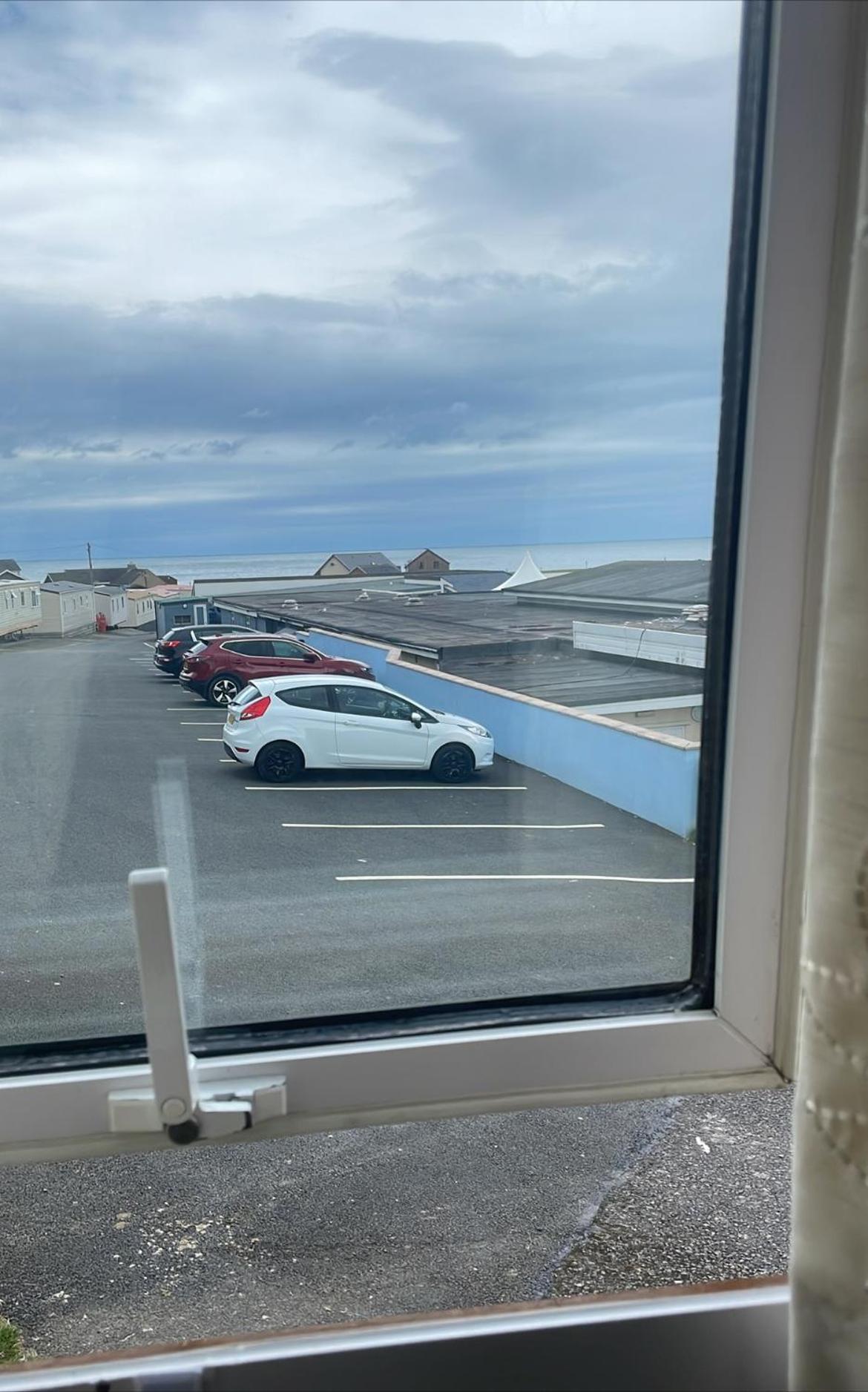Spacious Luxury Escape With Sea Views And Pet Friendly At Clarach Bay Aberystwyth Esterno foto