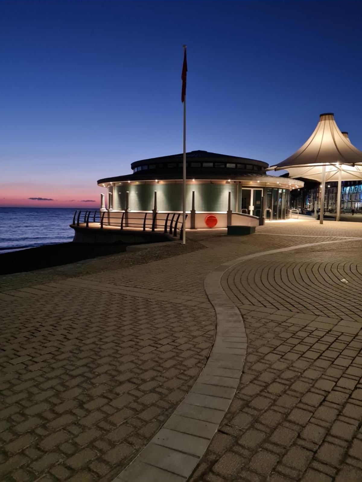 Spacious Luxury Escape With Sea Views And Pet Friendly At Clarach Bay Aberystwyth Esterno foto