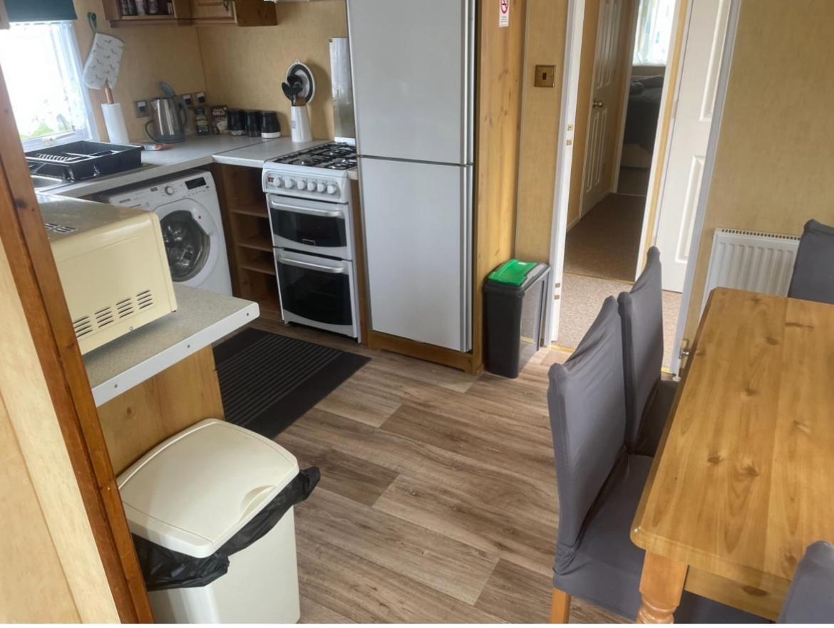Spacious Luxury Escape With Sea Views And Pet Friendly At Clarach Bay Aberystwyth Esterno foto